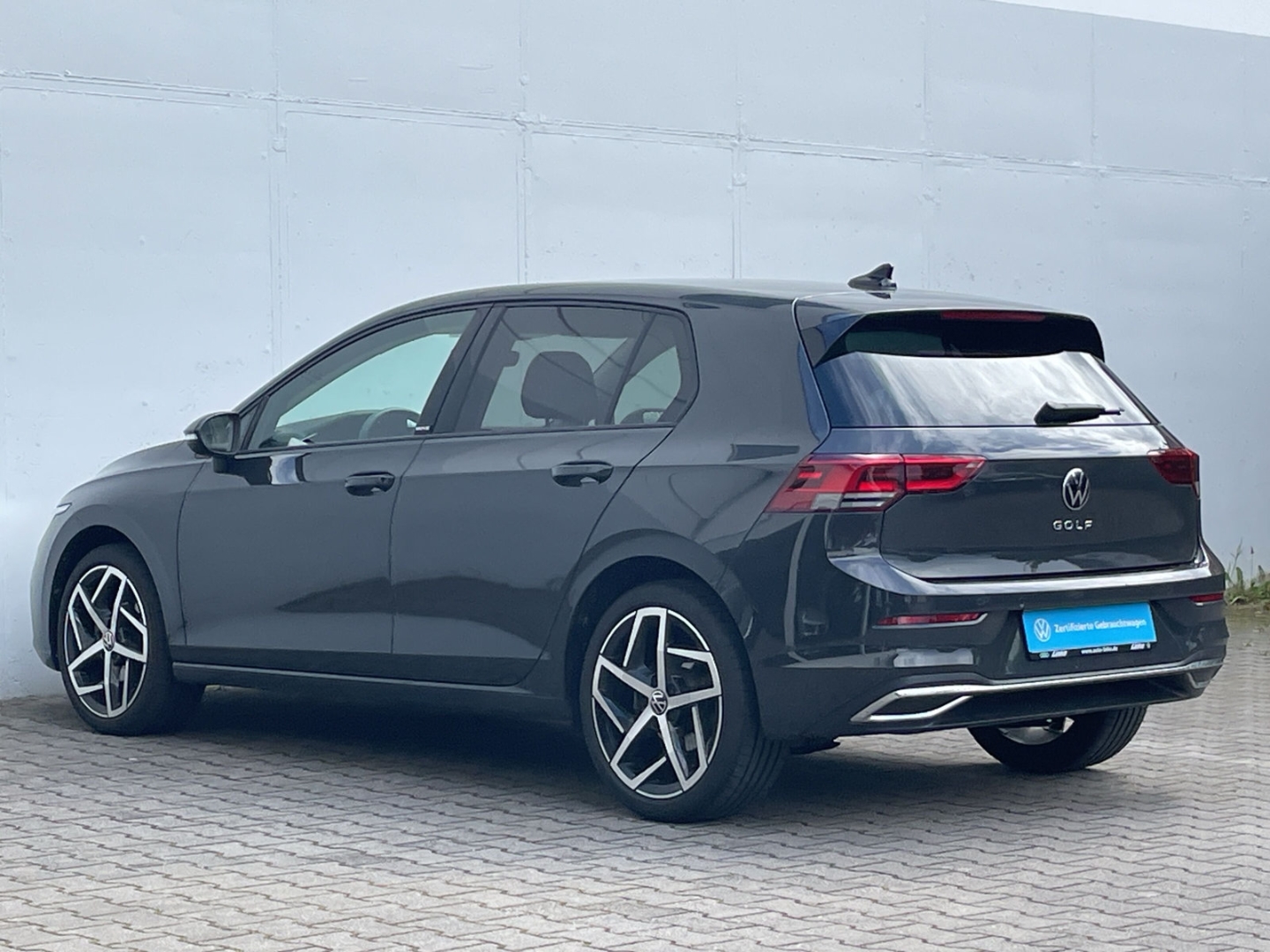 Golf VIII 1.5 TSI Move Kamera/Navi/ACC/LED Plus/App-Connect/Lenkradhzg