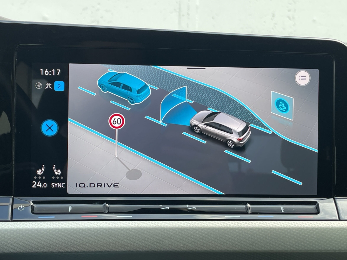 Golf VIII 1.5 TSI Move Kamera/Navi/ACC/LED Plus/App-Connect/Lenkradhzg