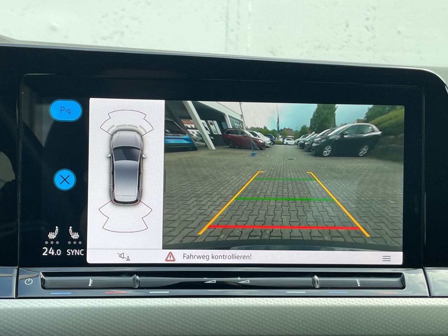 Golf VIII 1.5 TSI Move Kamera/Navi/ACC/LED Plus/App-Connect/Lenkradhzg