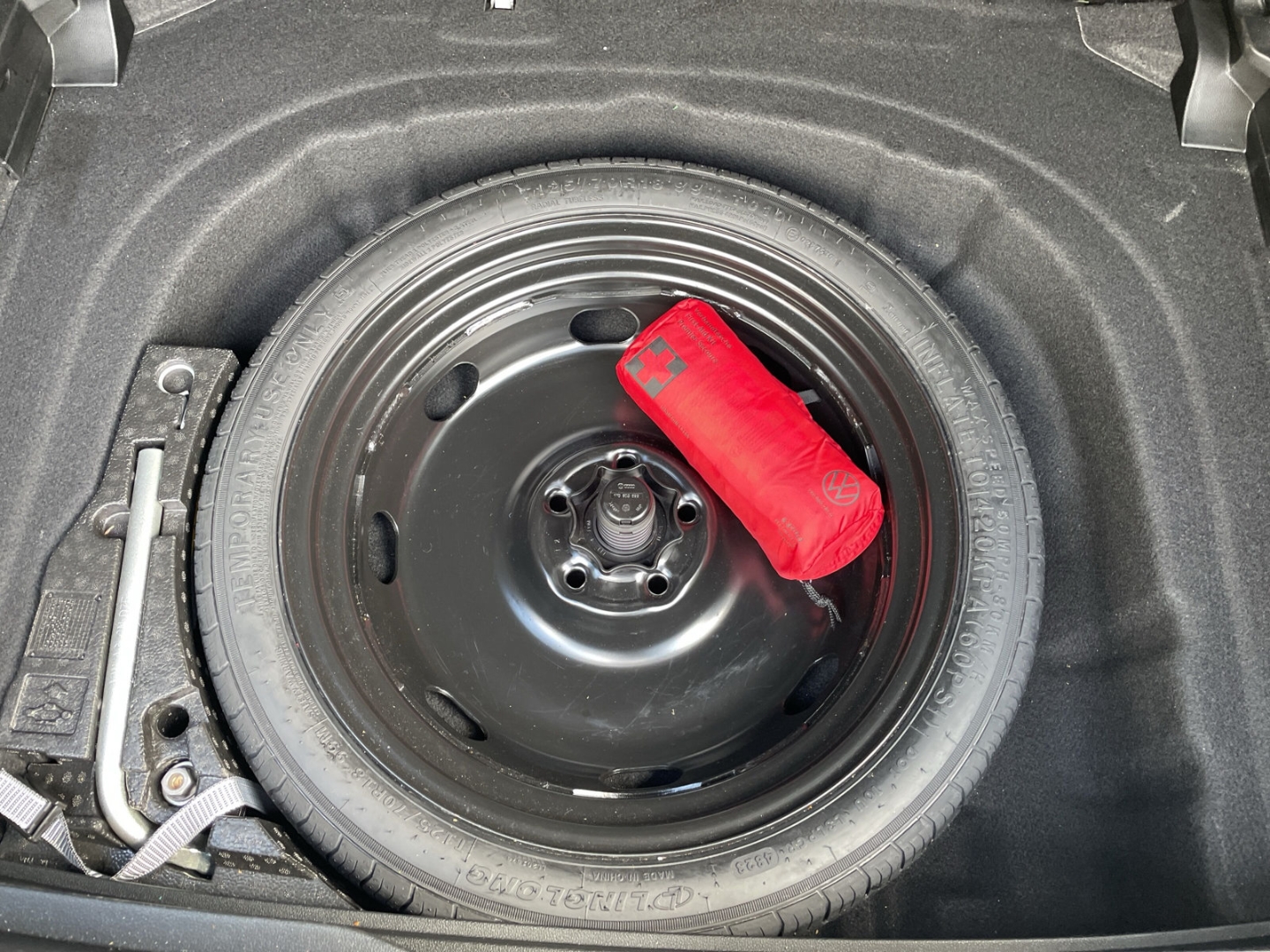 Golf VIII 1.5 TSI Move Kamera/Navi/ACC/LED Plus/App-Connect/Lenkradhzg