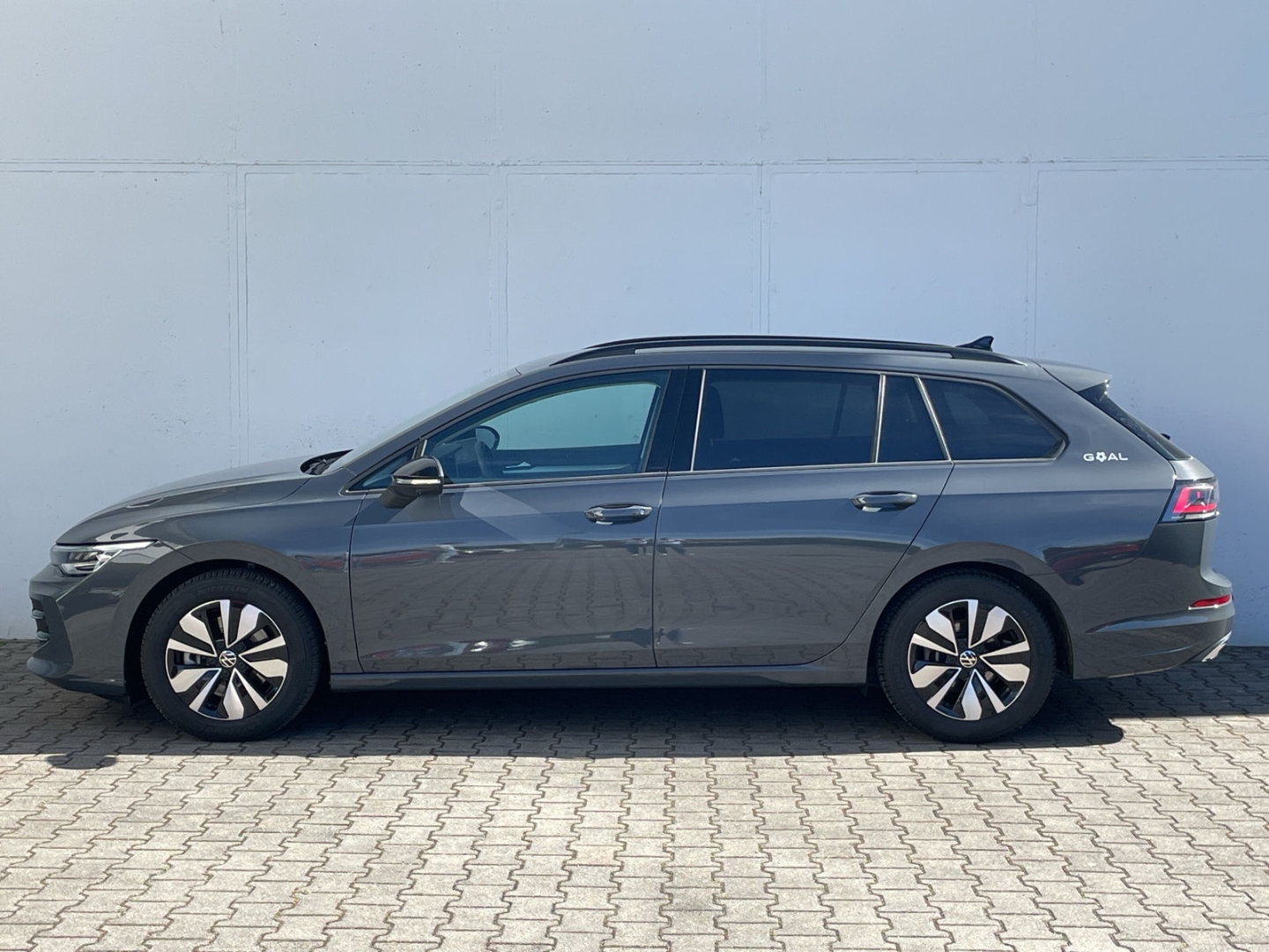 Golf Variant VIII 2.0TDI DSG Goal AHK/360°Kamera/ACC/Matrix/App-Connect/Navi/