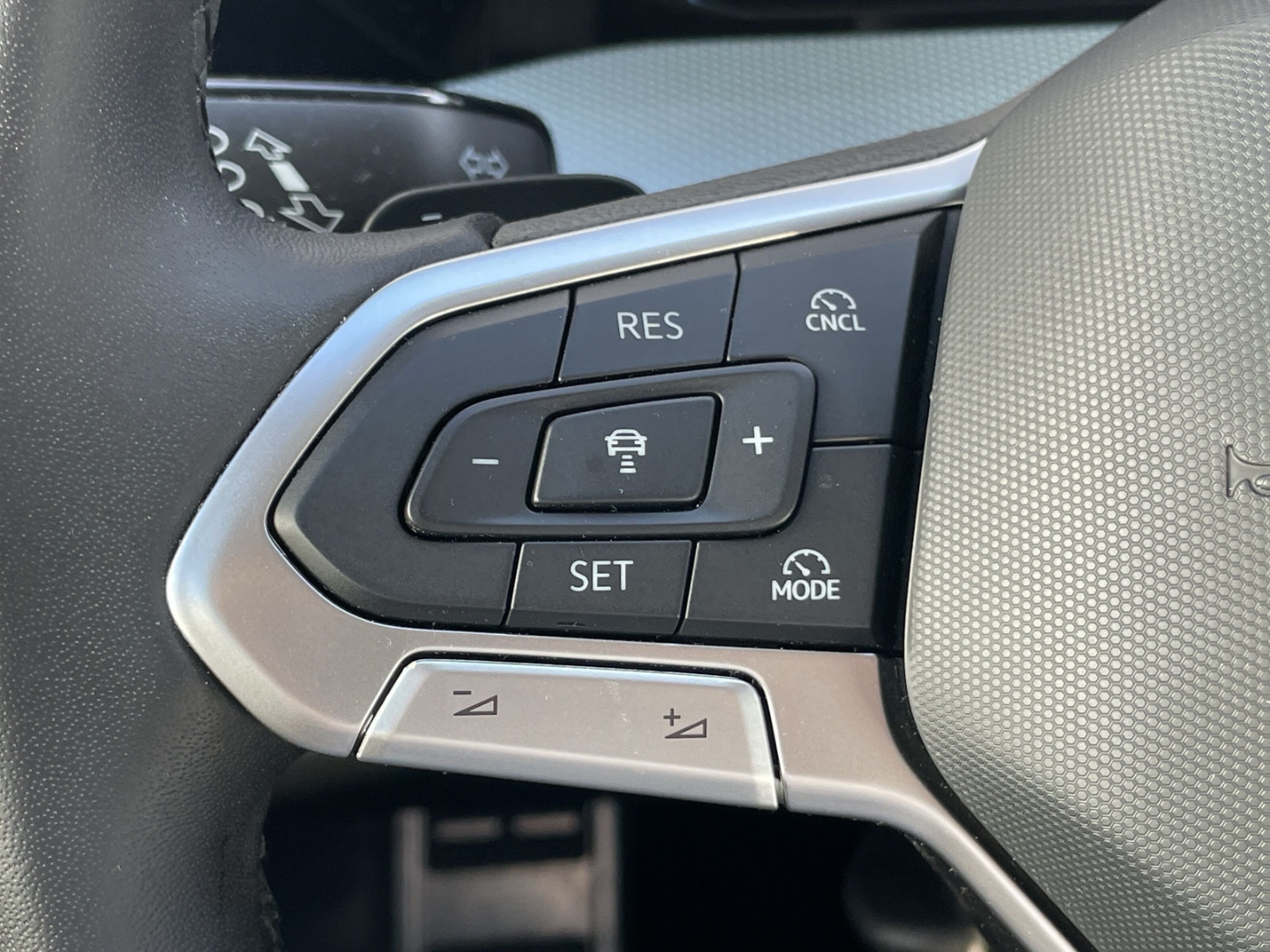 Golf Variant VIII 2.0TDI DSG Goal AHK/360°Kamera/ACC/Matrix/App-Connect/Navi/
