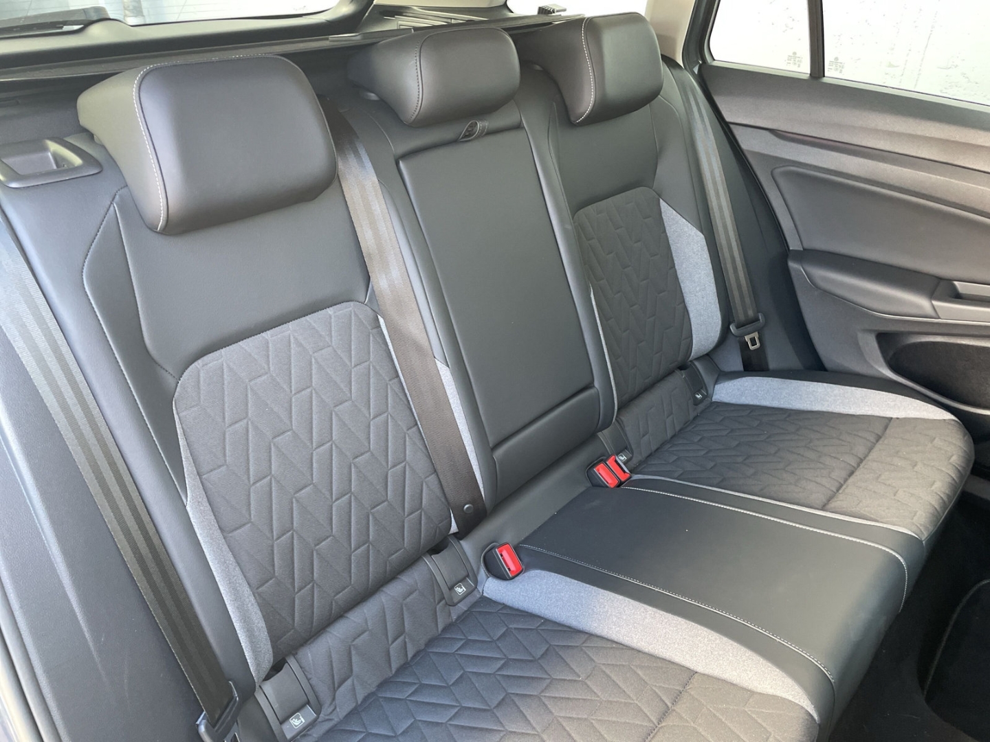 Golf Variant VIII 2.0TDI DSG Goal AHK/360°Kamera/ACC/Matrix/App-Connect/Navi/