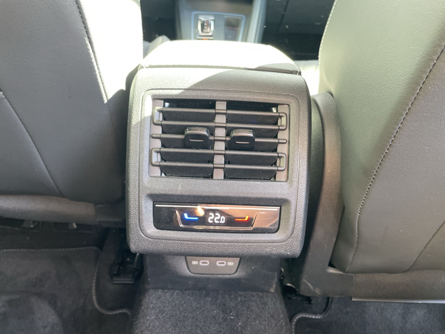 Golf Variant VIII 2.0TDI DSG Goal AHK/360°Kamera/ACC/Matrix/App-Connect/Navi/