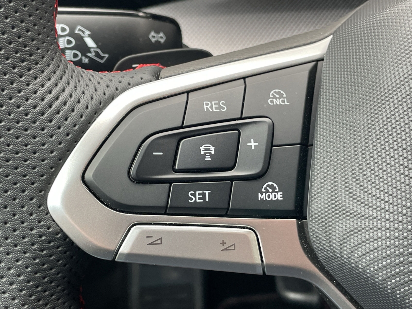 Golf GTI VIII 2.0TSI DSG Black Style Kamera/Navi/LED-Plus/ACC/App-Connect