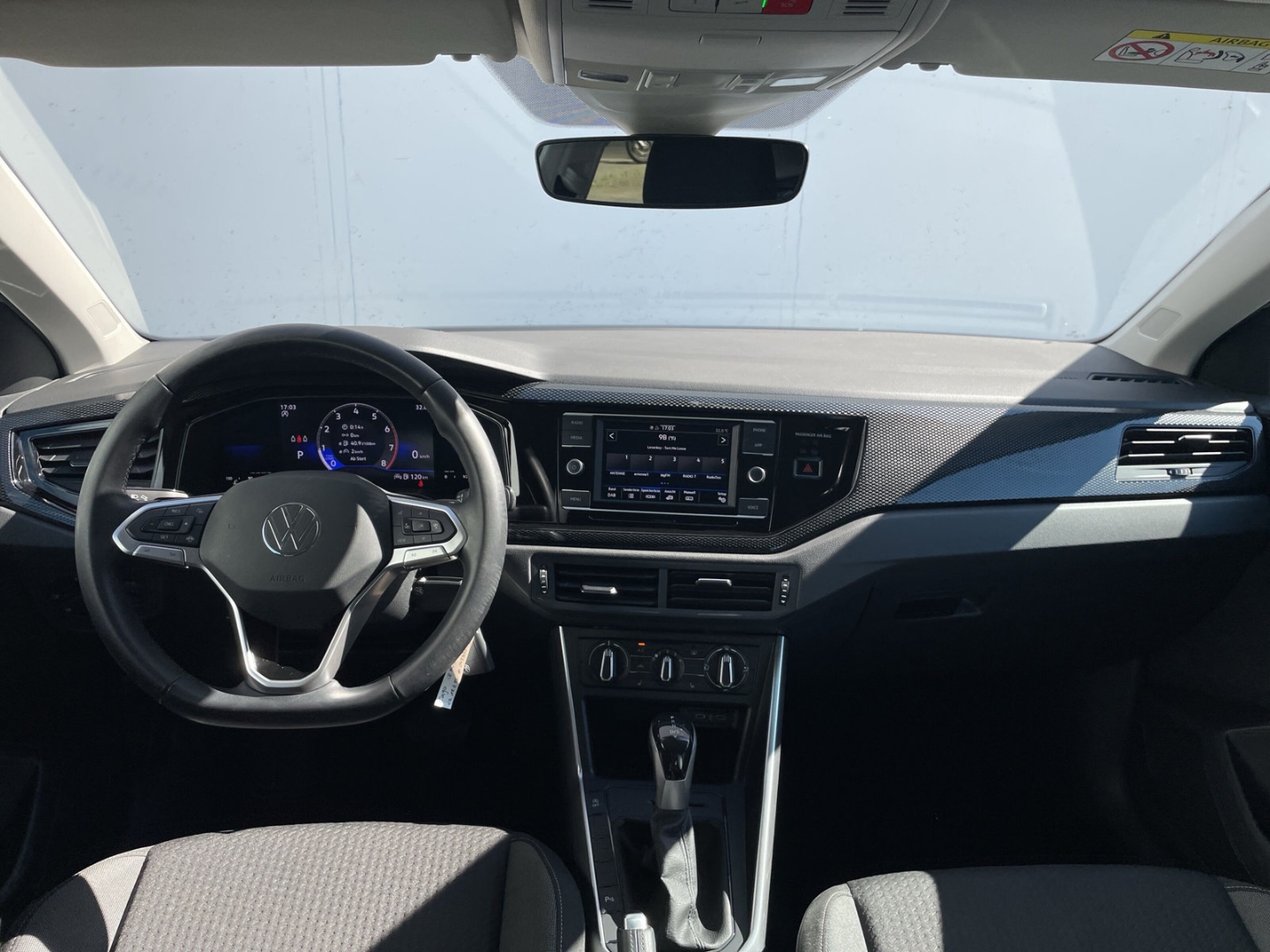 Taigo 1.0 TSI DSG Life Kamera/LED/Sitzhzg/App-Connect/Sitzheizung/PDC/Klima