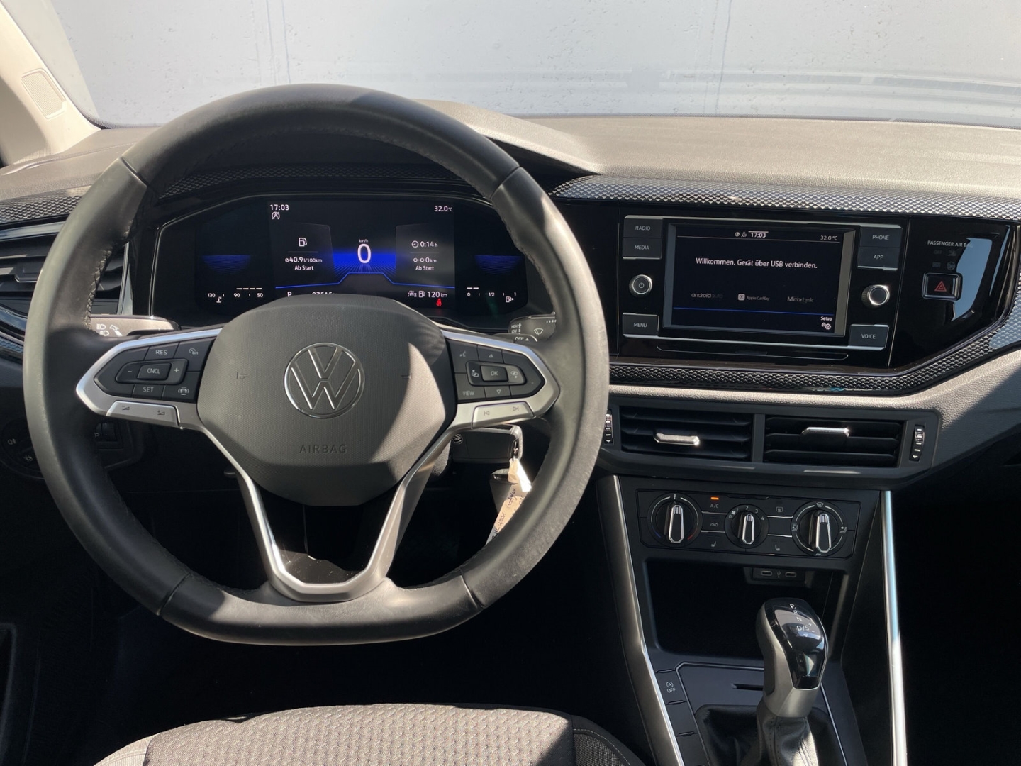 Taigo 1.0 TSI DSG Life Kamera/LED/Sitzhzg/App-Connect/Sitzheizung/PDC/Klima