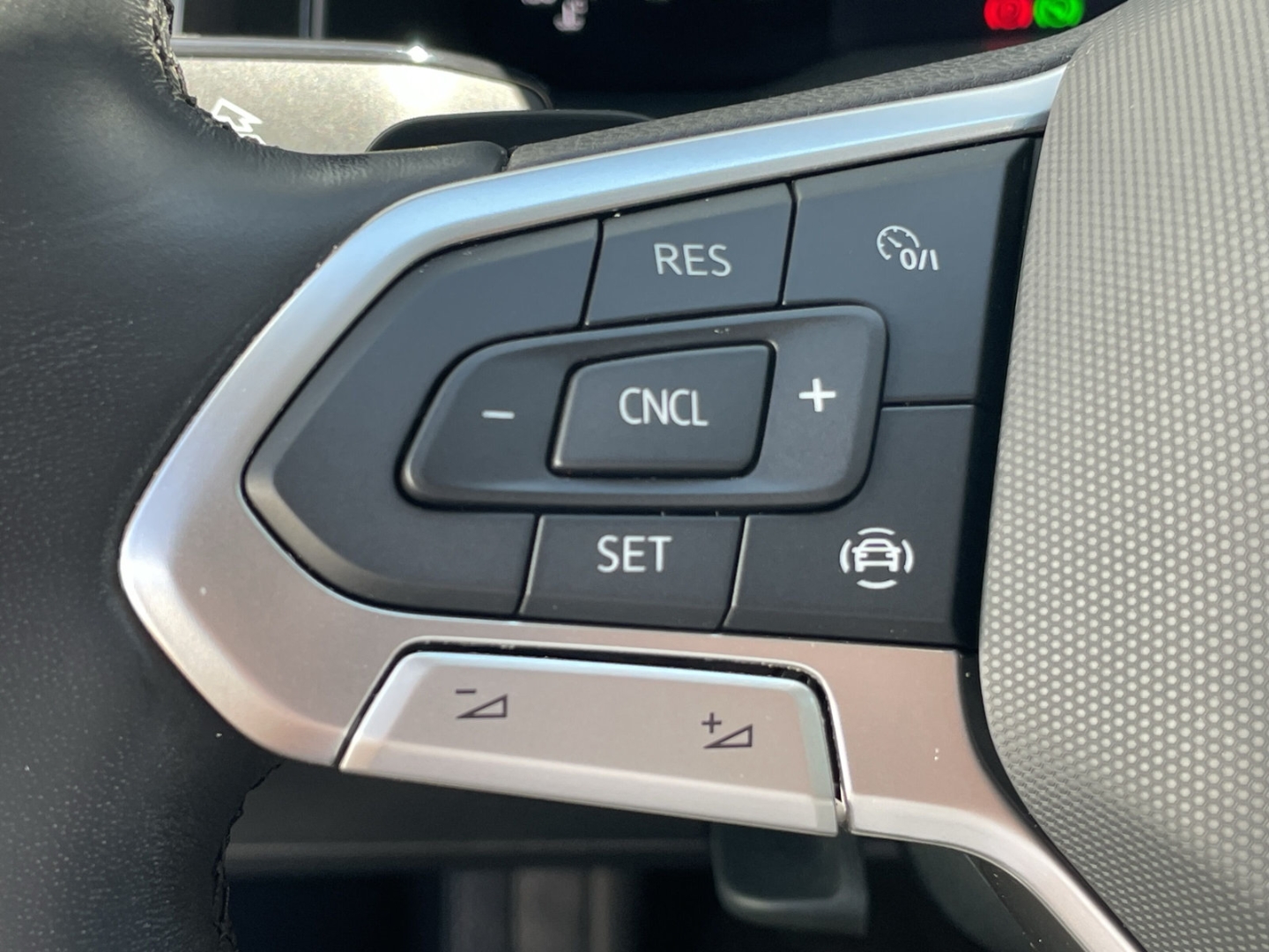 Taigo 1.0 TSI DSG Life Kamera/LED/Sitzhzg/App-Connect/Sitzheizung/PDC/Klima