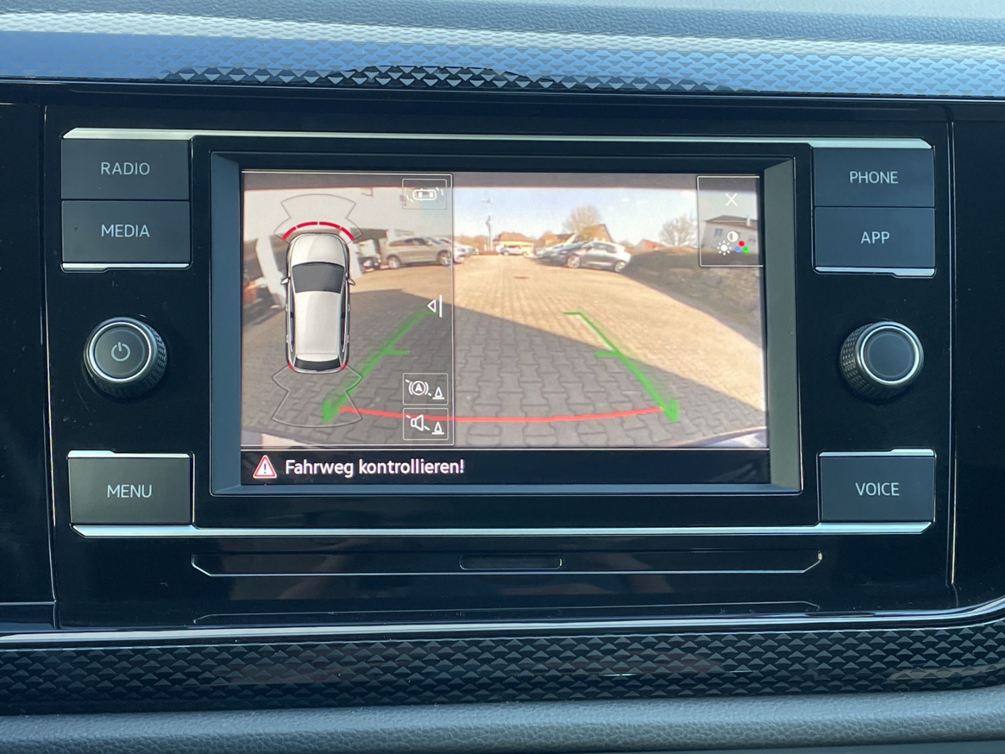 Taigo 1.0 TSI DSG Life Kamera/LED/Sitzhzg/App-Connect/Sitzheizung/PDC/Klima