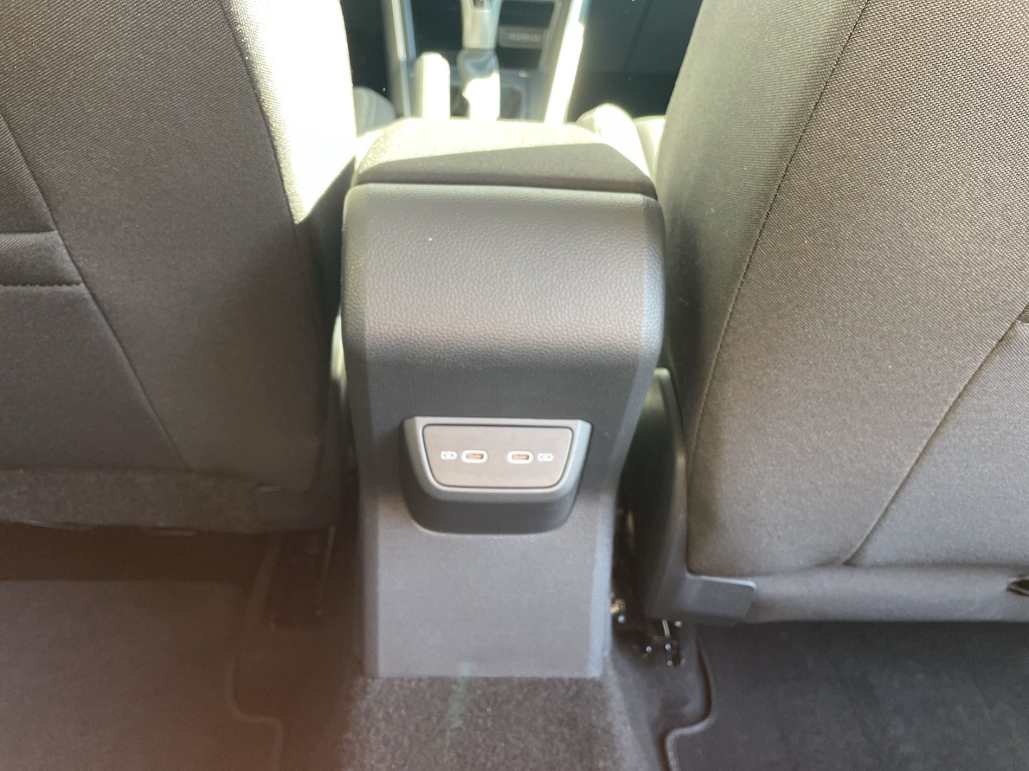 Taigo 1.0 TSI DSG Life Kamera/LED/Sitzhzg/App-Connect/Sitzheizung/PDC/Klima