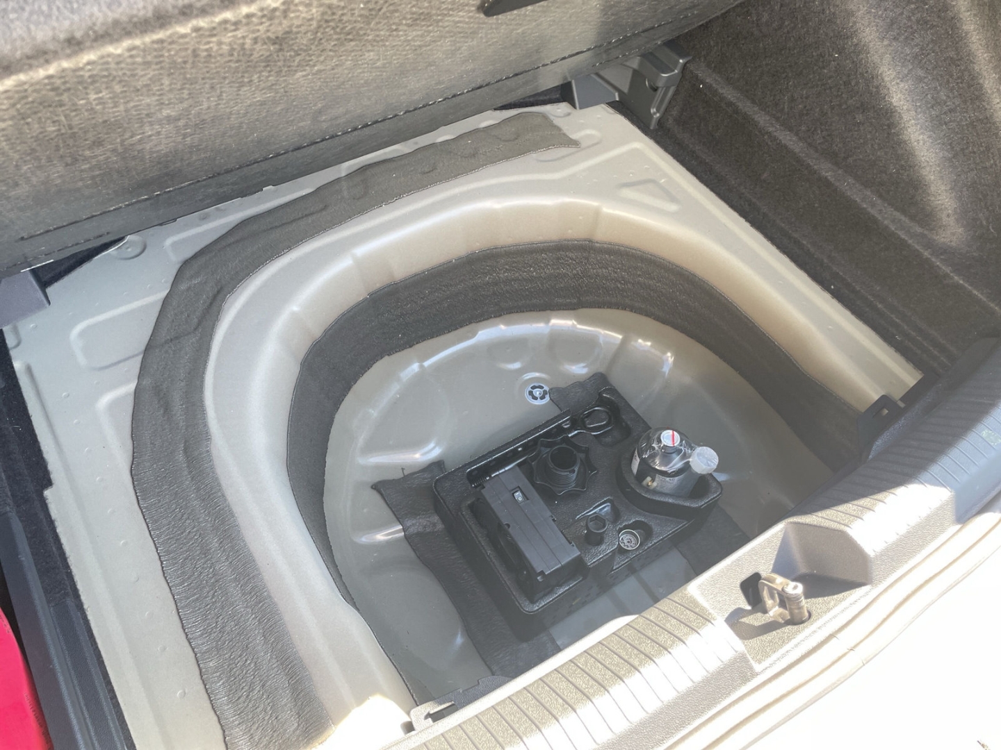Taigo 1.0 TSI DSG Life Kamera/LED/Sitzhzg/App-Connect/Sitzheizung/PDC/Klima