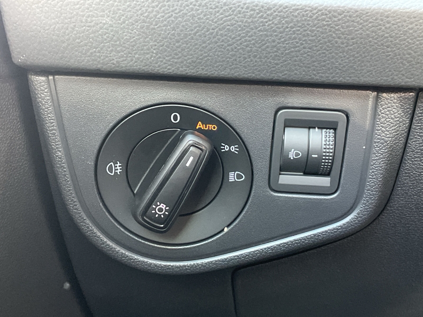 Taigo 1.0 TSI DSG Life Kamera/LED/Sitzhzg/App-Connect/Sitzheizung/PDC/Klima