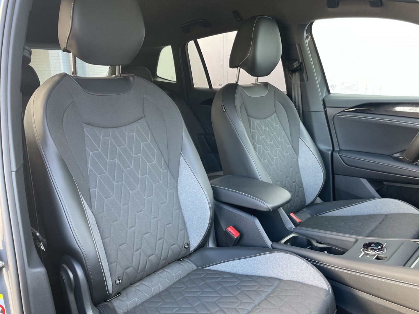 Tiguan 2.0 TDI Goal AHK/Keyless/360°Kamera/Navi/LED Plus/App-Connect/ACC/