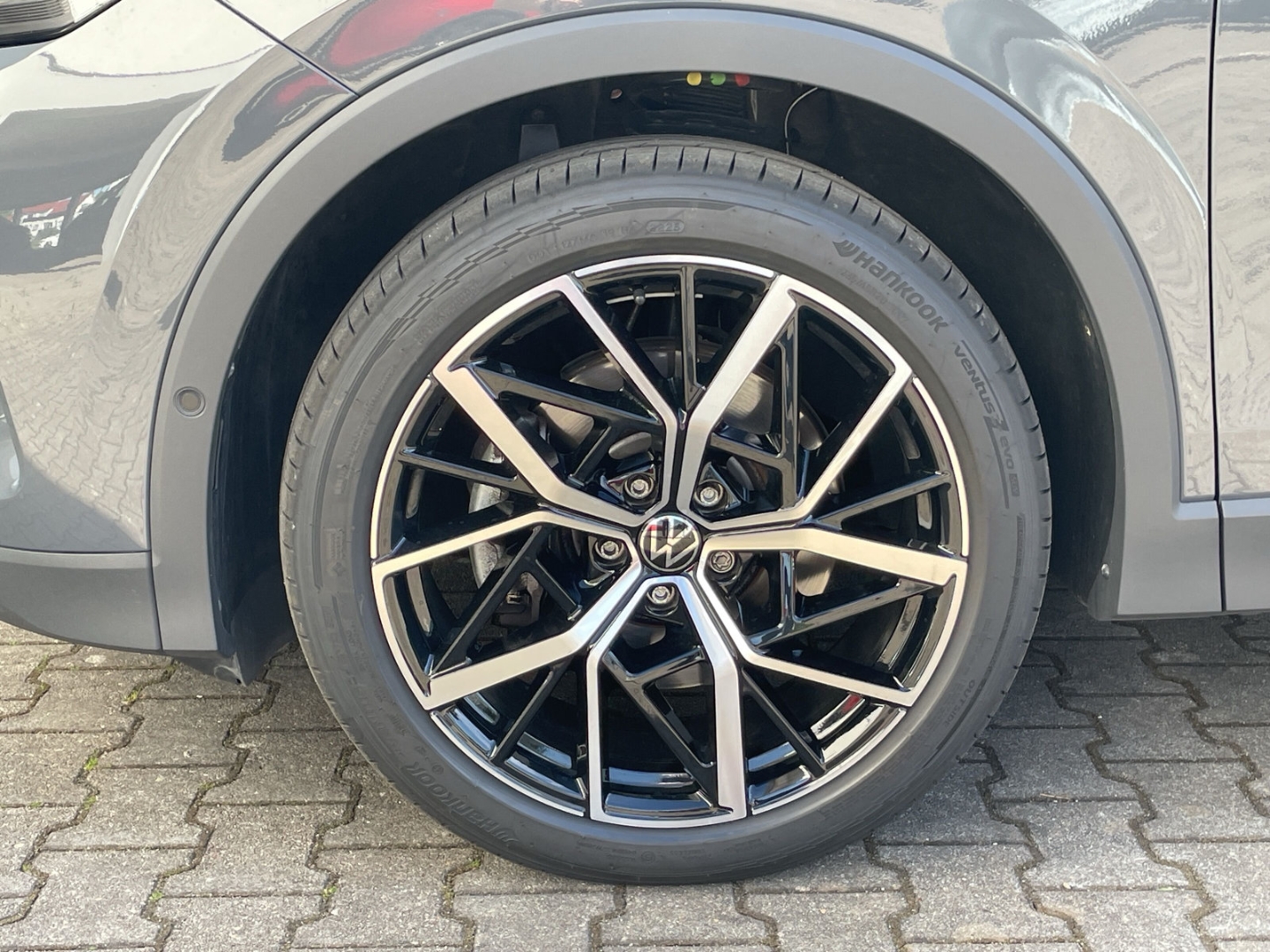 Tiguan 2.0 TDI Goal AHK/Keyless/360°Kamera/Navi/LED Plus/App-Connect/ACC/
