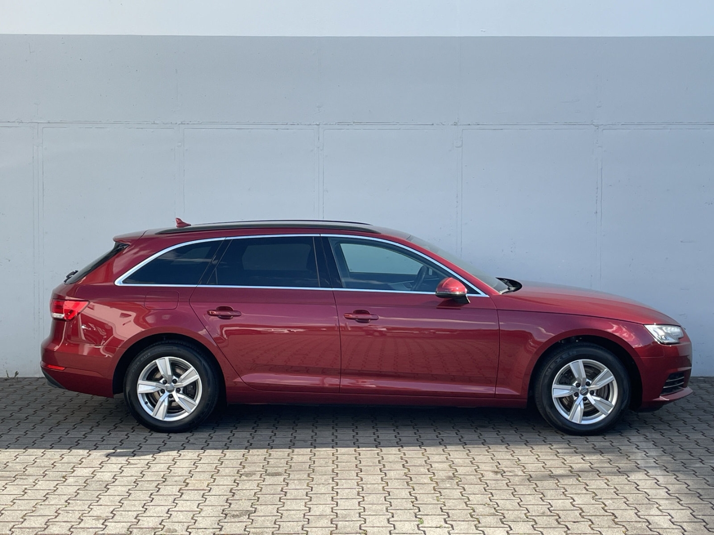 A4 Avant 1.4 TFSI AHK/PDC/el.Heckklappe/GRA/Navi/Sitzhzg/Xenon