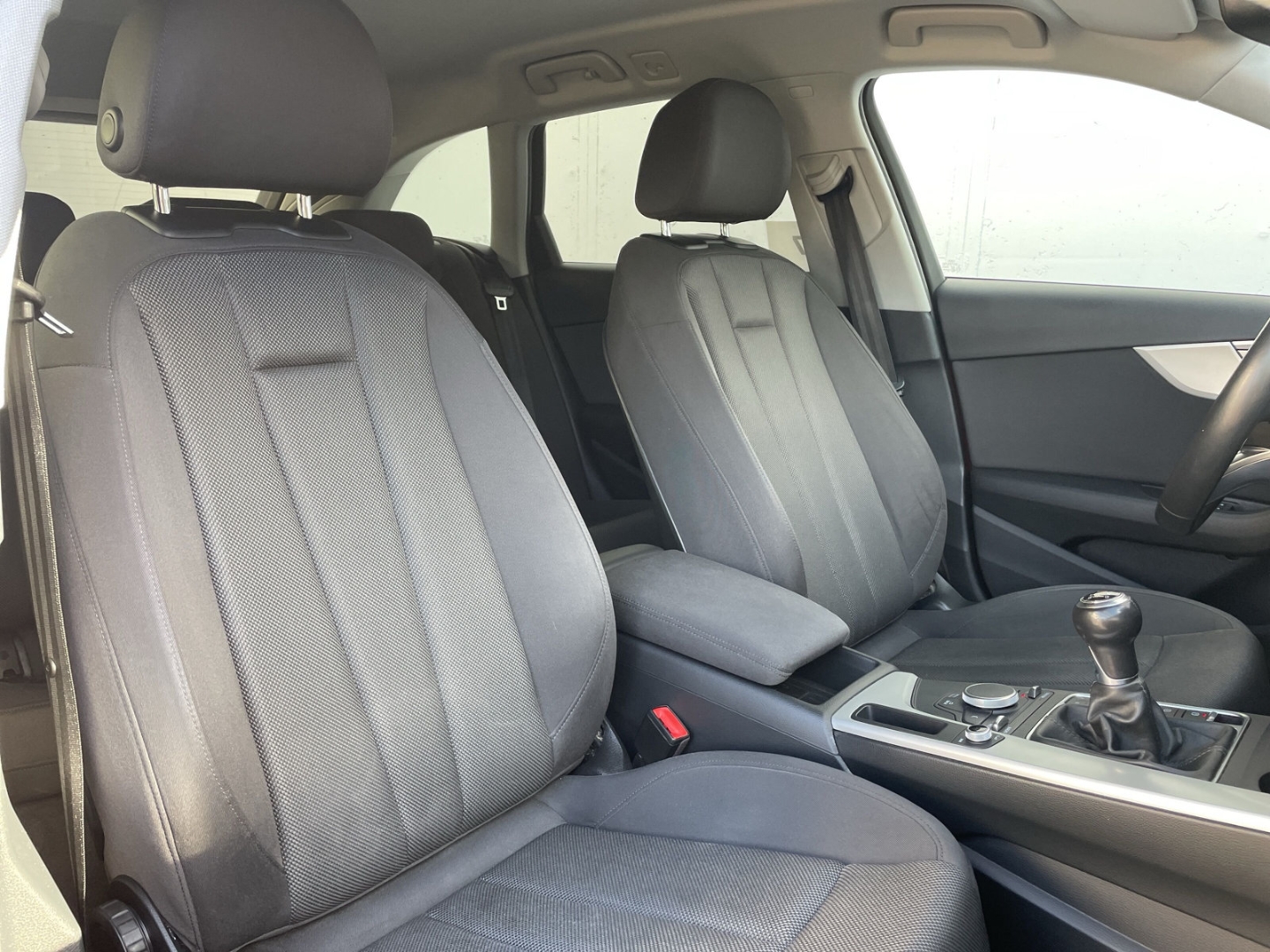 A4 Avant 1.4 TFSI AHK/PDC/el.Heckklappe/GRA/Navi/Sitzhzg/Xenon