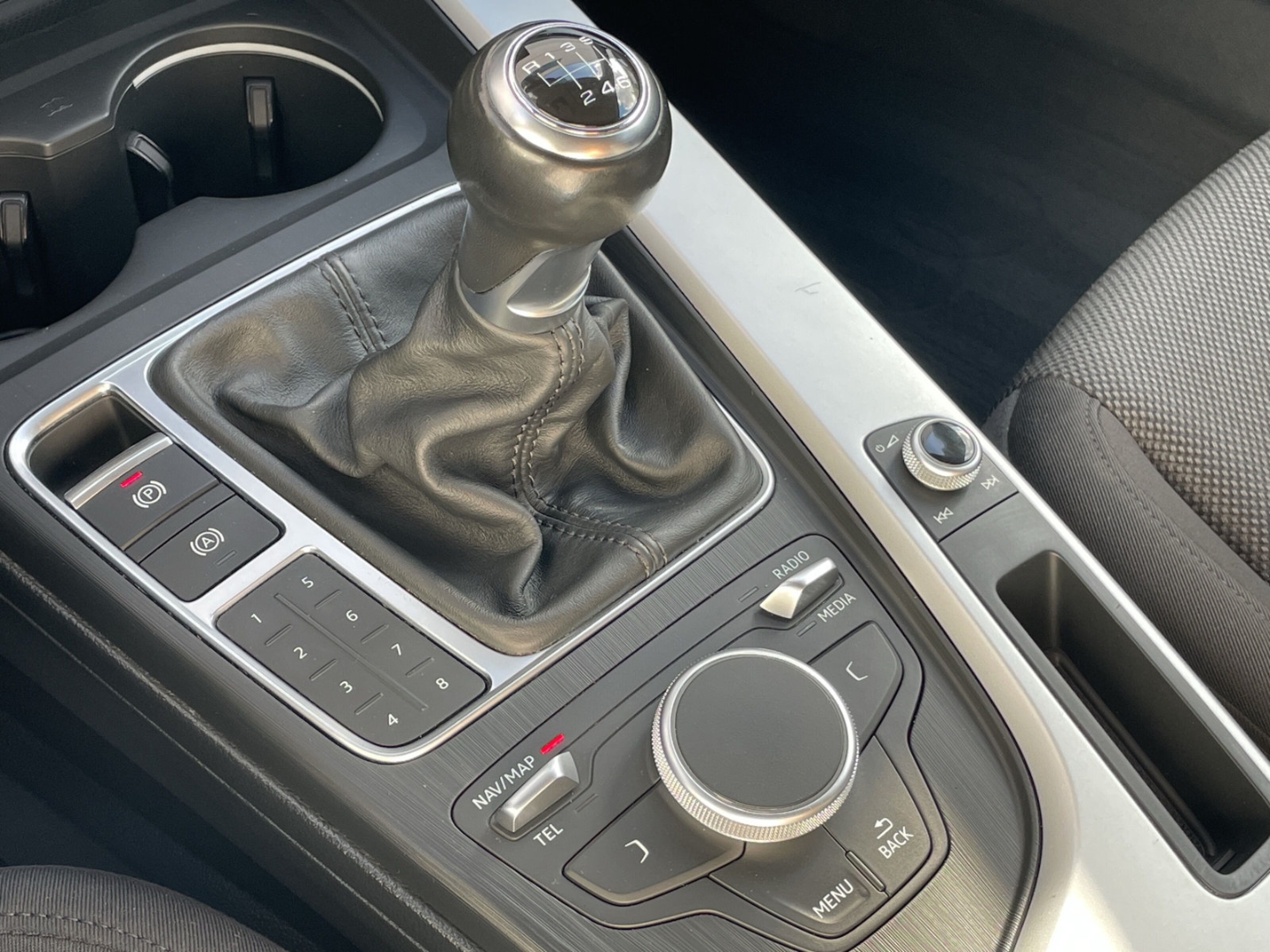 A4 Avant 1.4 TFSI AHK/PDC/el.Heckklappe/GRA/Navi/Sitzhzg/Xenon