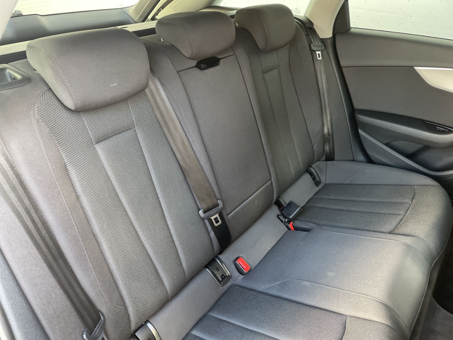 A4 Avant 1.4 TFSI AHK/PDC/el.Heckklappe/GRA/Navi/Sitzhzg/Xenon