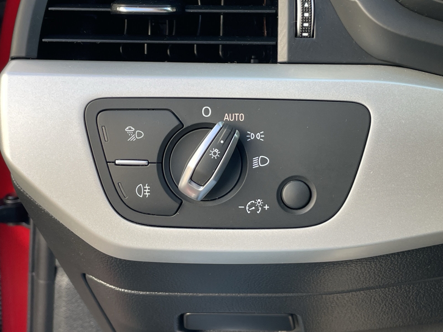 A4 Avant 1.4 TFSI AHK/PDC/el.Heckklappe/GRA/Navi/Sitzhzg/Xenon