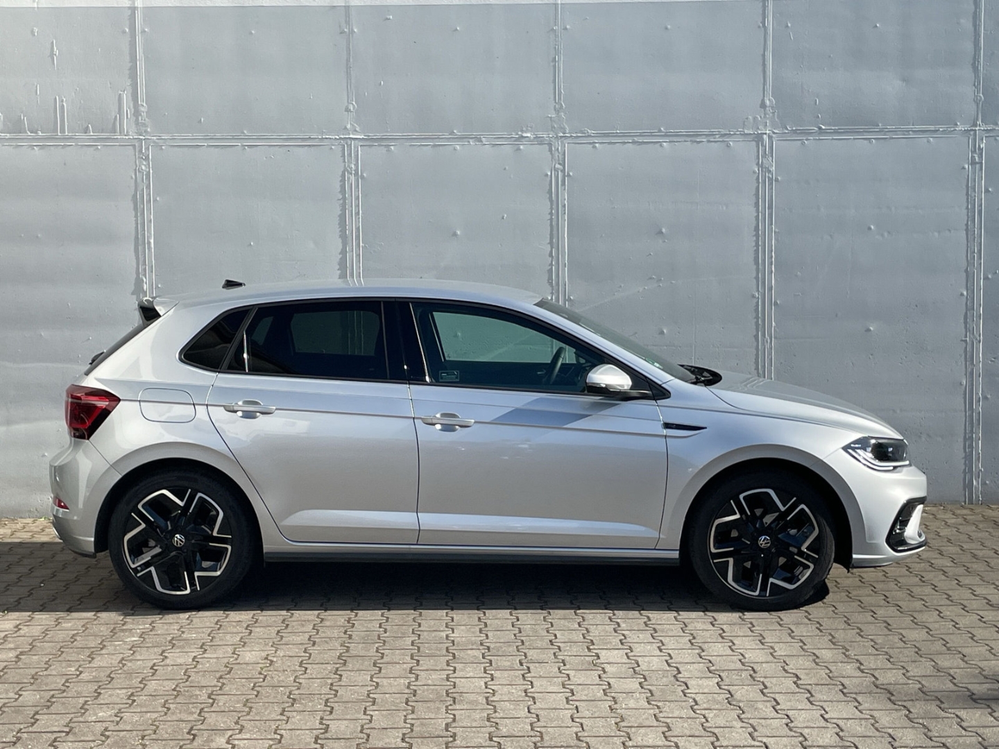 Polo 1.0 TSI DSG R-Line Kamera/Navi/App-Connect/IQ.Light