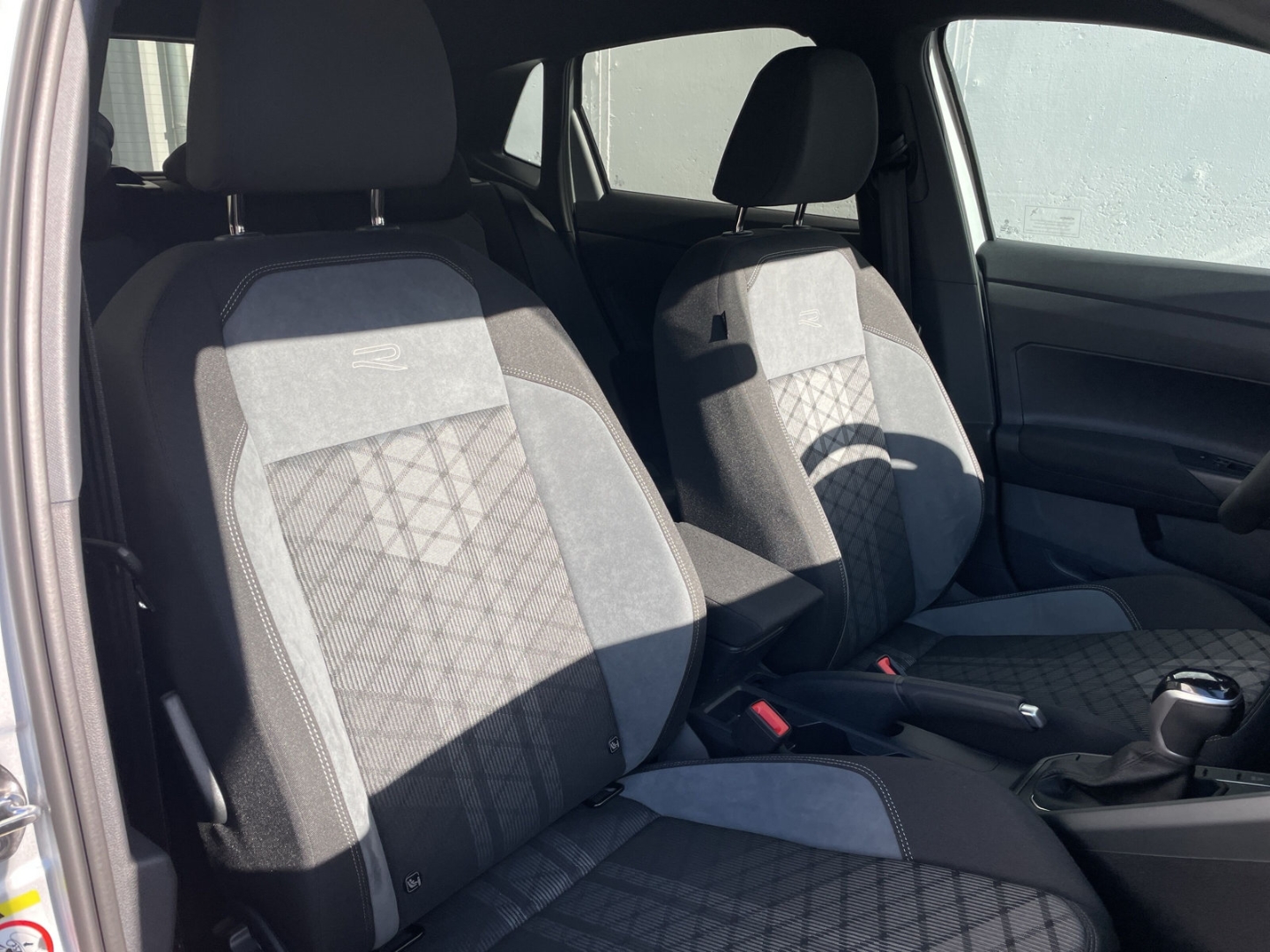 Polo 1.0 TSI DSG R-Line Kamera/Navi/App-Connect/IQ.Light