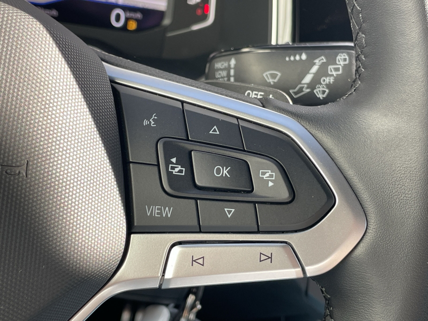 Polo 1.0 TSI DSG R-Line Kamera/Navi/App-Connect/IQ.Light