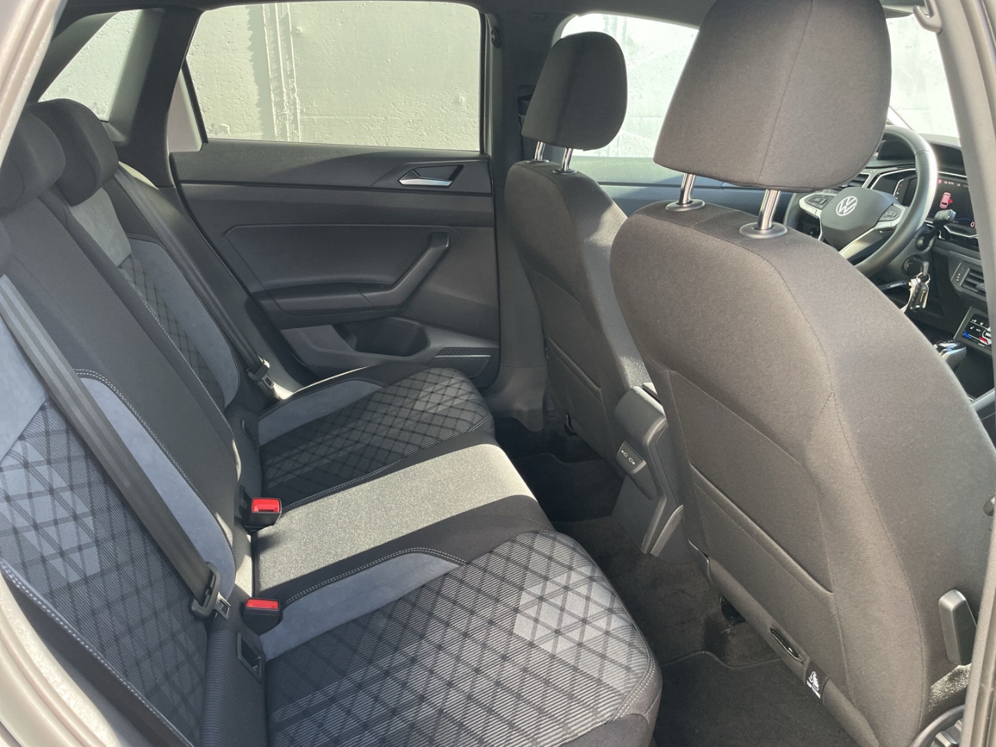 Polo 1.0 TSI DSG R-Line Kamera/Navi/App-Connect/IQ.Light