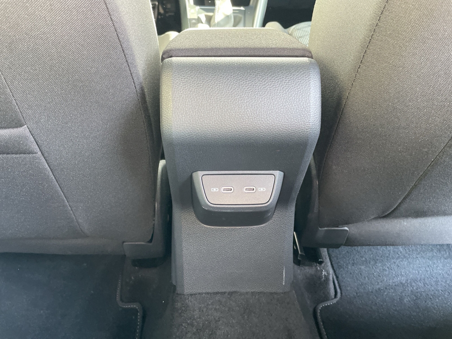 Polo 1.0 TSI DSG R-Line Kamera/Navi/App-Connect/IQ.Light