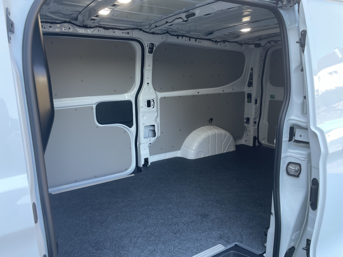T7 Transporter LR LED/Kamera/PDC/GRA/Wärmepumpe/AHK Vorbereitung