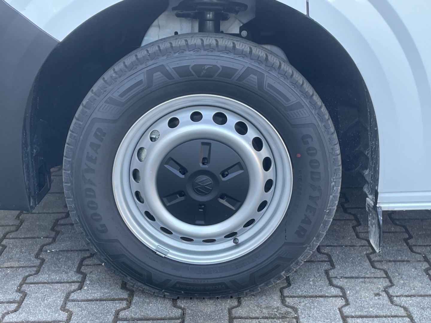 T7 Transporter LR LED/Kamera/PDC/GRA/Wärmepumpe/AHK Vorbereitung