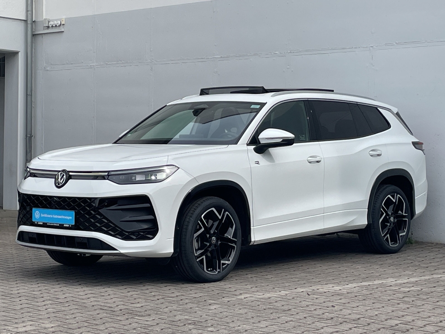 Tayron 2.0 TDI DSG R-Line 4Motion Pano/AHK/Keyless/360Kamera/HUD/H&K/Keyless/el.Heckklappe