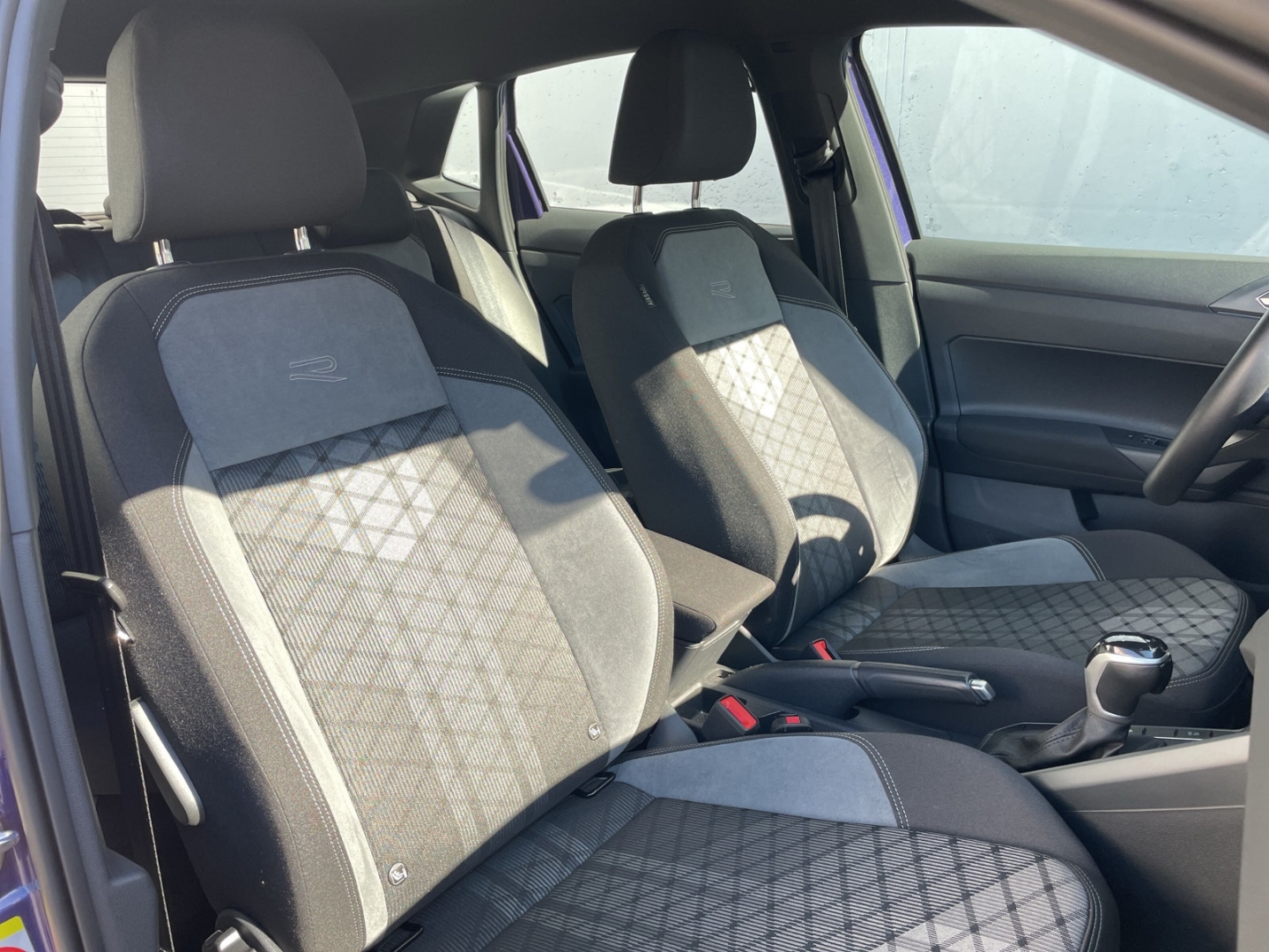 Polo 1.0 TSI DSG R-Line Matrix/beats/ACC/App-Con/Sportfahrwerk