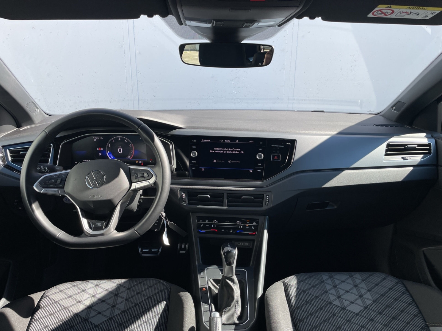Polo 1.0 TSI DSG R-Line Matrix/beats/ACC/App-Con/Sportfahrwerk