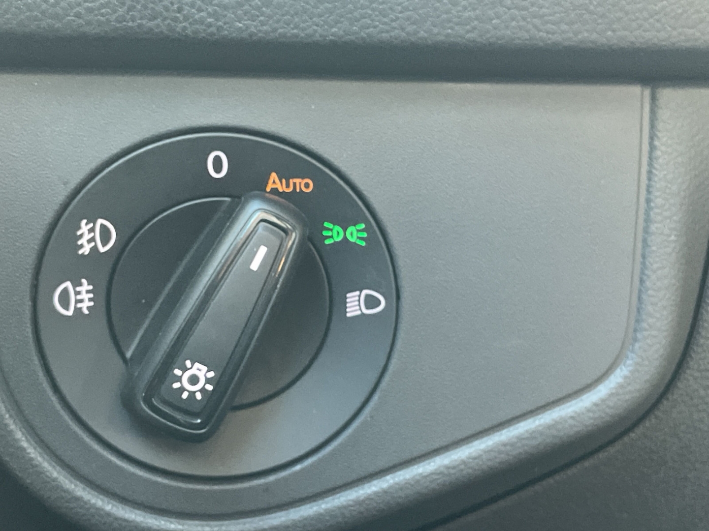 Polo 1.0 TSI DSG R-Line Matrix/beats/ACC/App-Con/Sportfahrwerk