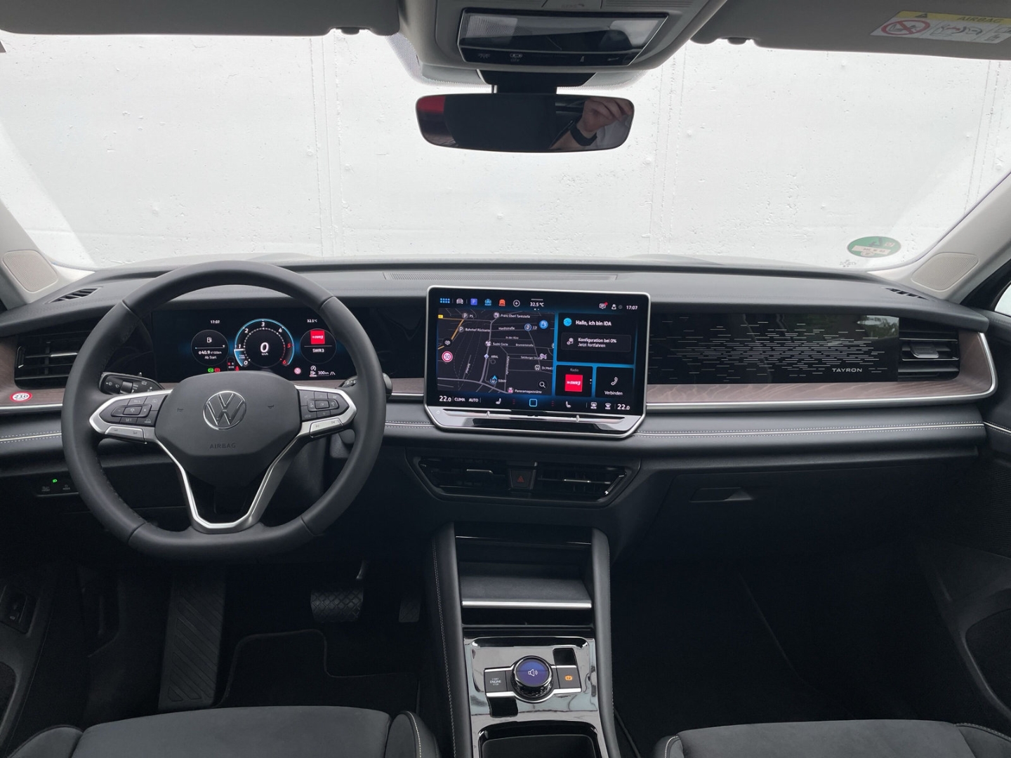 Tayron 2.0 TDI DSG Elegance AHK/Navi/Keyless/CAM