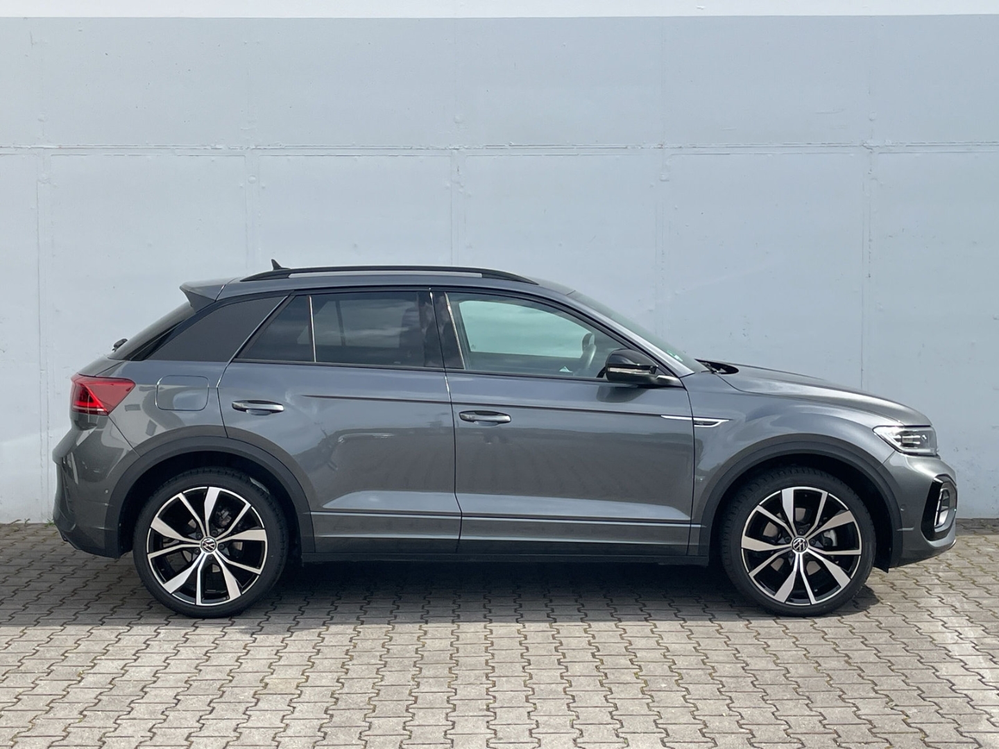 T-Roc 1.5TSI DSG R-Line AHK/Kamera/Matrix/Keyless/App-Con/ACC/Navi/el.Heckklappe