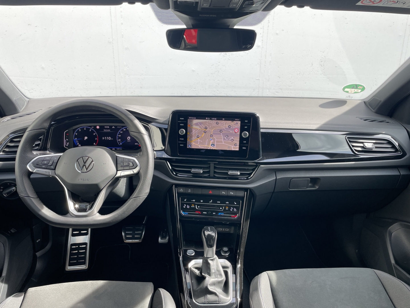 T-Roc 1.5TSI DSG R-Line AHK/Kamera/Matrix/Keyless/App-Con/ACC/Navi/el.Heckklappe