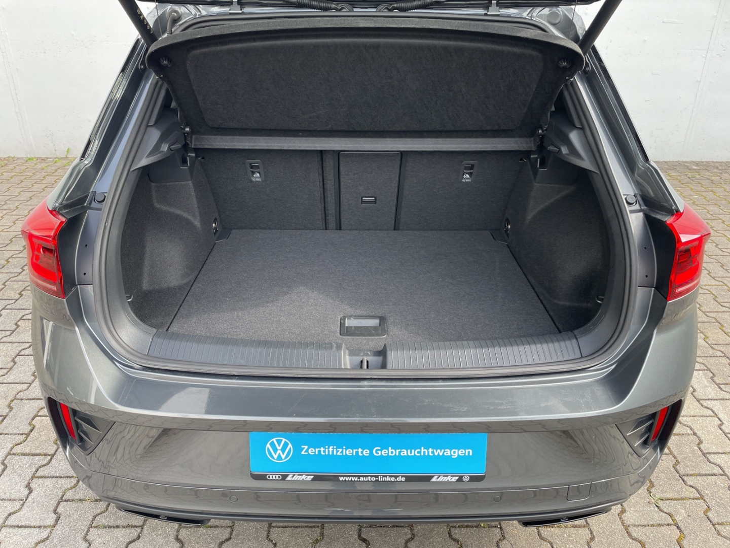 T-Roc 1.5TSI DSG R-Line AHK/Kamera/Matrix/Keyless/App-Con/ACC/Navi/el.Heckklappe