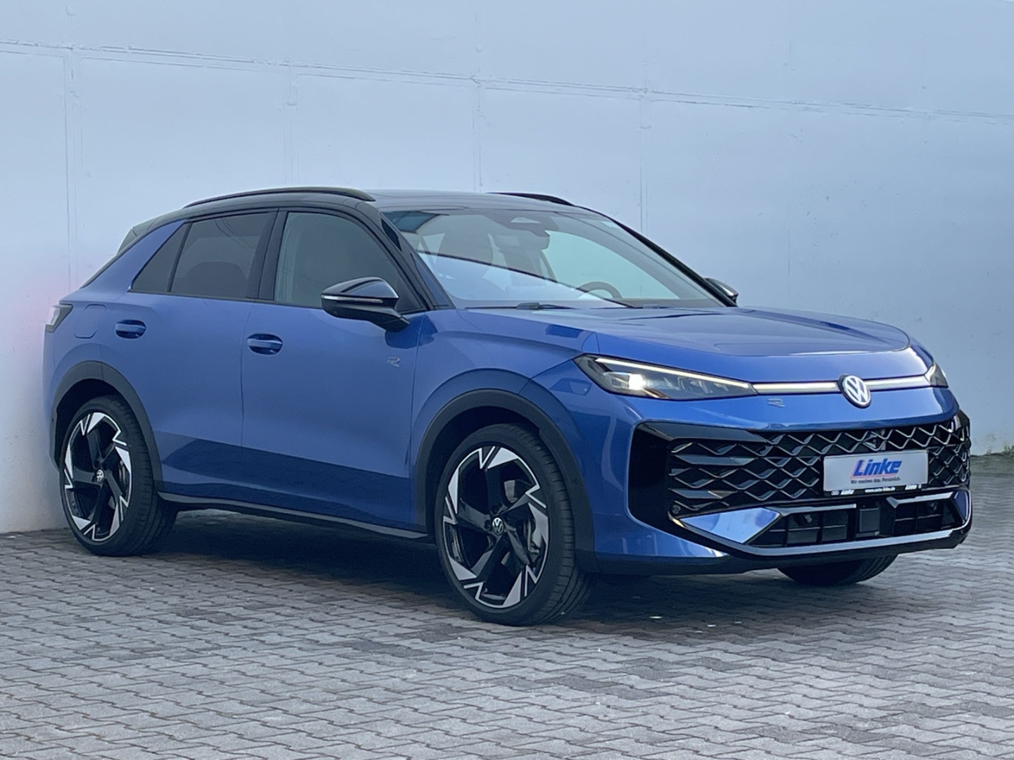 T-Roc R-Line 1.5 eTSI IQ.LIGHT/HUD/AHK/Pano/H&K 360°Kamera/App-Connect