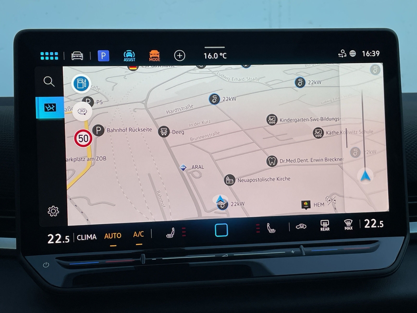 T-Roc R-Line 1.5 eTSI IQ.LIGHT/HUD/AHK/Pano/H&K 360°Kamera/App-Connect
