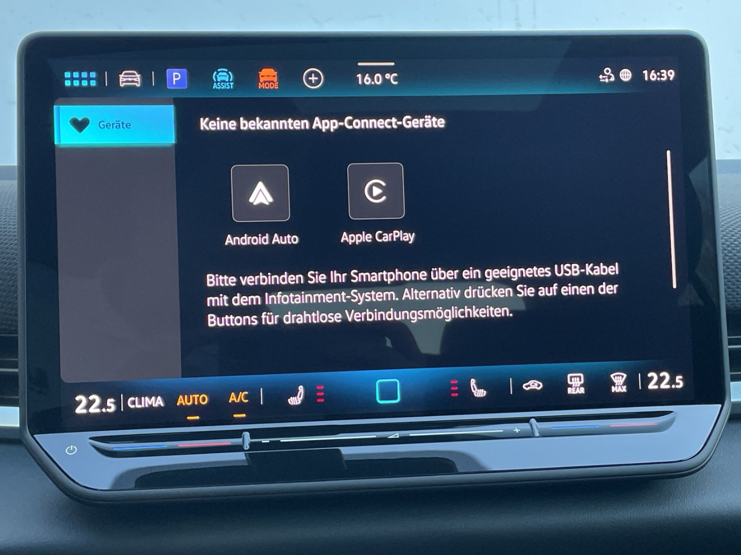 T-Roc R-Line 1.5 eTSI IQ.LIGHT/HUD/AHK/Pano/H&K 360°Kamera/App-Connect