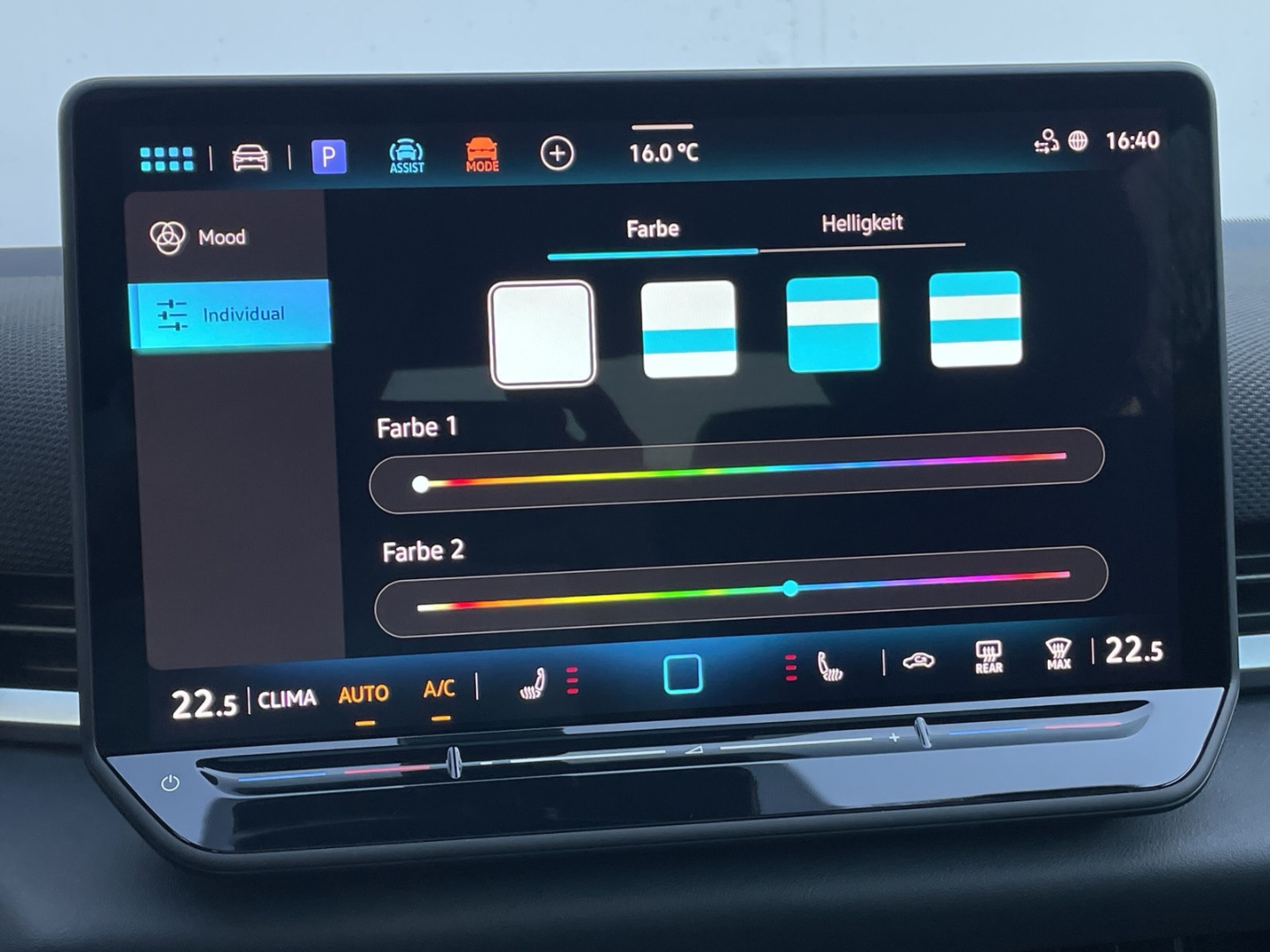 T-Roc R-Line 1.5 eTSI IQ.LIGHT/HUD/AHK/Pano/H&K 360°Kamera/App-Connect