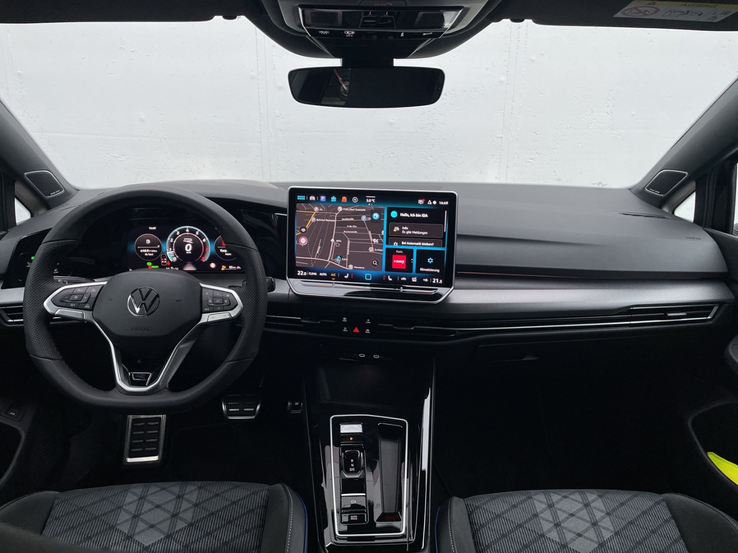 Golf Variant VIII R-Line 1.5 eTSI DSG AHK/Pano/HUD/H&K/ACC/Kamera