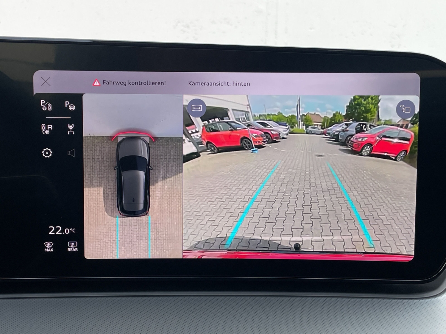 Q3 S line 1.5 e-hybrid Pano/AHK/SONOS/Matrix/HUD/360°Kamera/ACC/Navi/App-Con.
