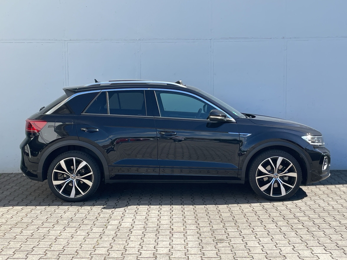T-Roc 1.5 TSI DSG R-Line Pano/Kamera/IQ.LIGHT/ACC/Navi/App-Connect