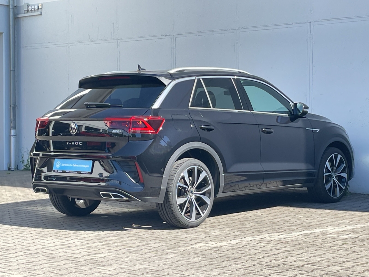 T-Roc 1.5 TSI DSG R-Line Pano/Kamera/IQ.LIGHT/ACC/Navi/App-Connect
