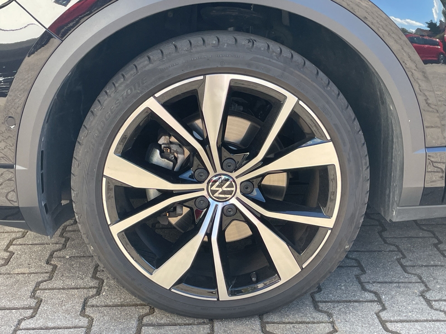 T-Roc 1.5 TSI DSG R-Line Pano/Kamera/IQ.LIGHT/ACC/Navi/App-Connect