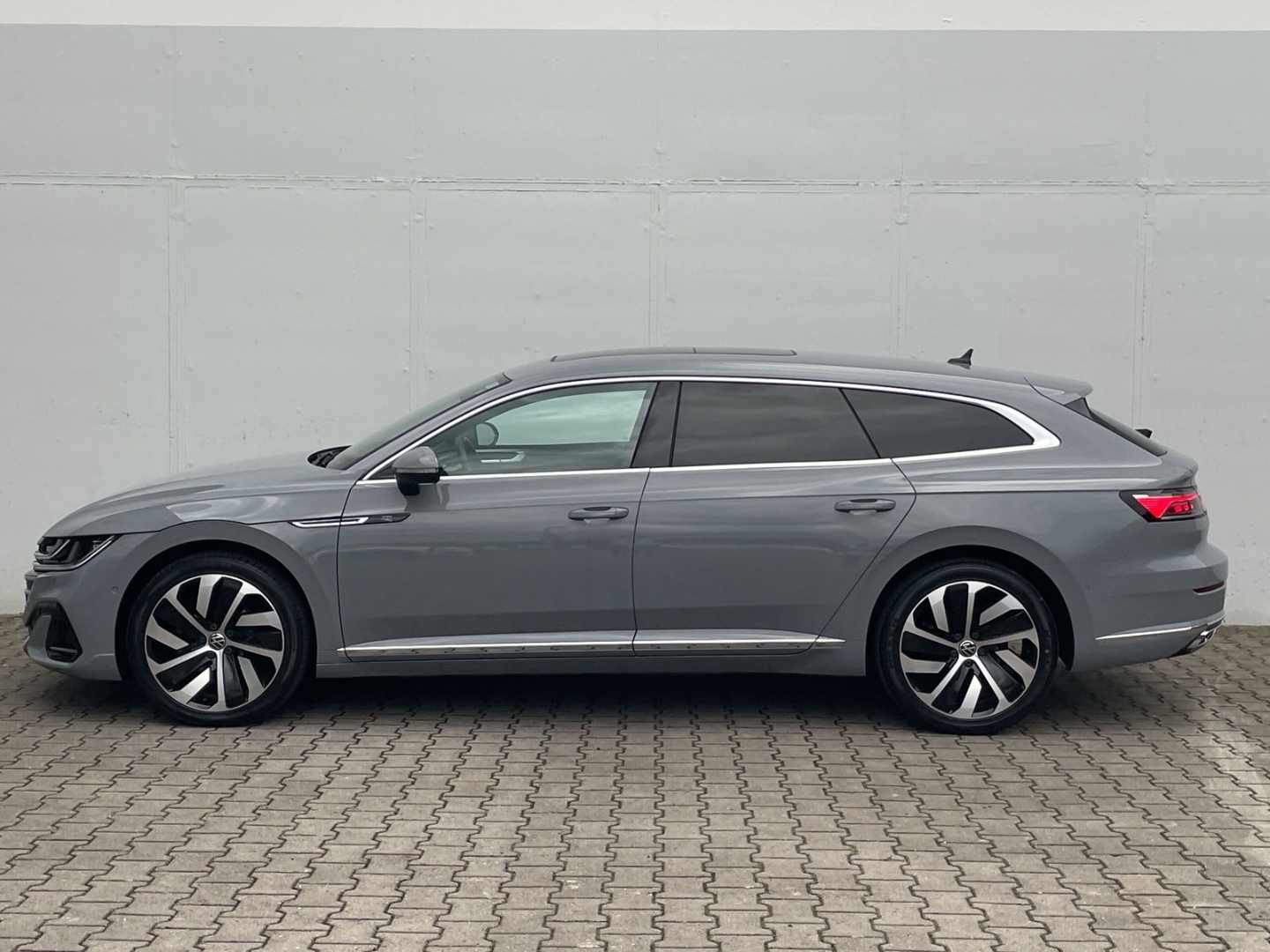 Arteon SB 1.4 TSI eHybrid R-Line AHK/Pano/DCC/Matrix/Kamera/Keyless/el.Heckklappe