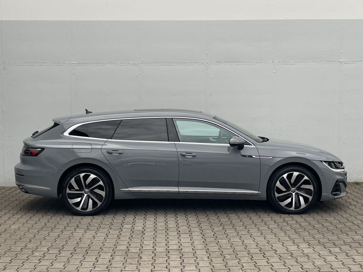 Arteon SB 1.4 TSI eHybrid R-Line AHK/Pano/DCC/Matrix/Kamera/Keyless/el.Heckklappe