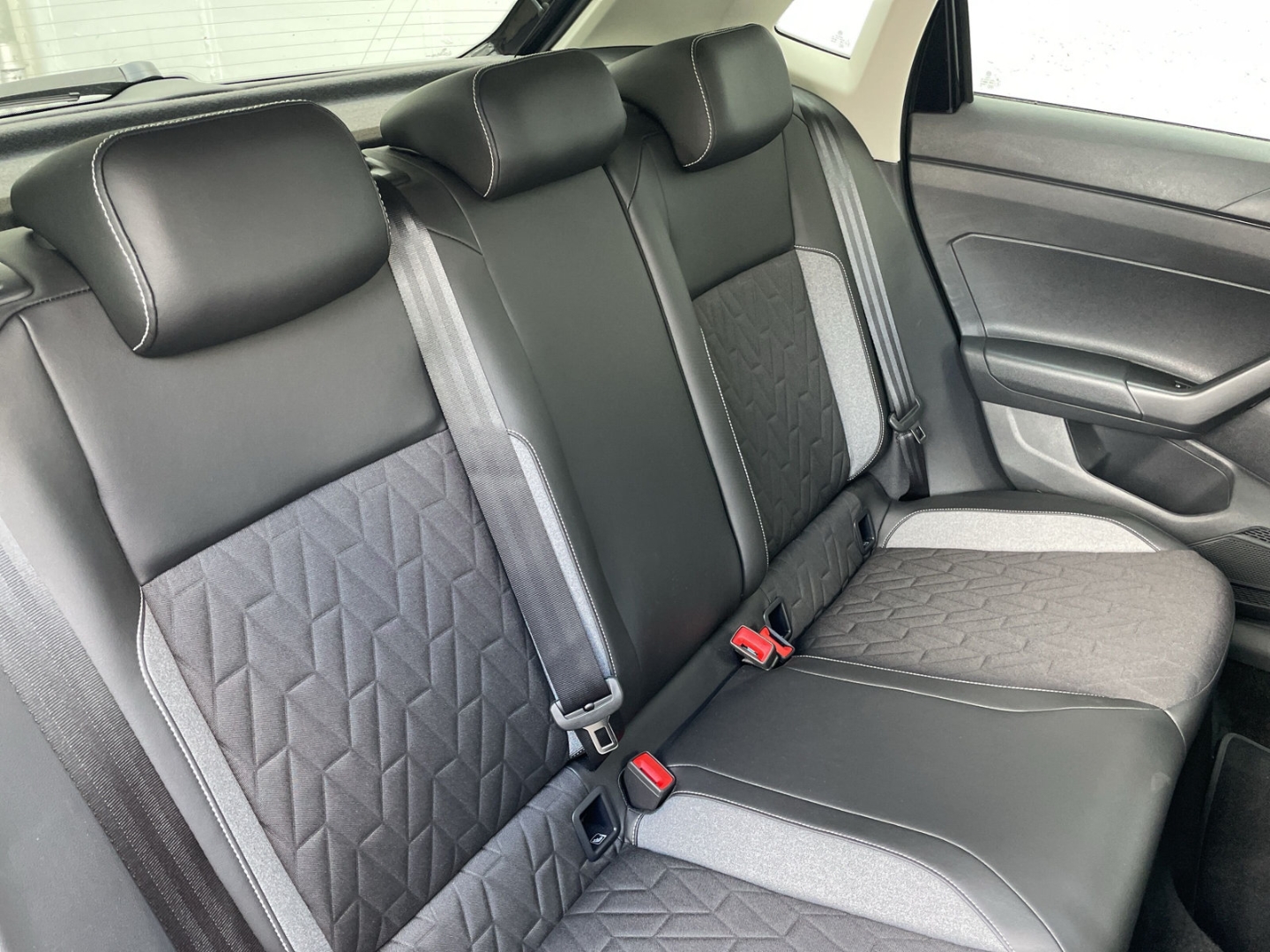 Polo 1.0 TSI DSG Goal IQ.Light/Navi/Kamera/ACC  App-Connect/Sitzhzg